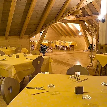 Alpi Giulie Hotell