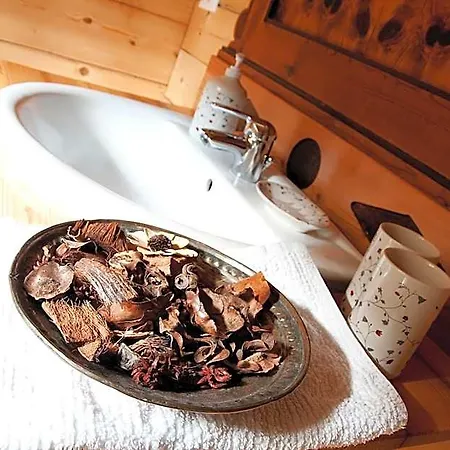 Alpi Giulie Hotell *