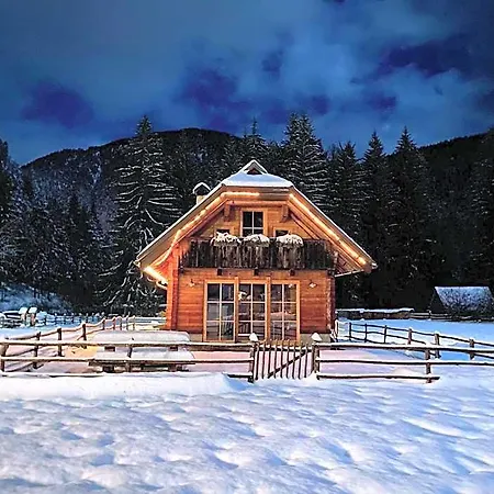 Alpi Giulie Hotell